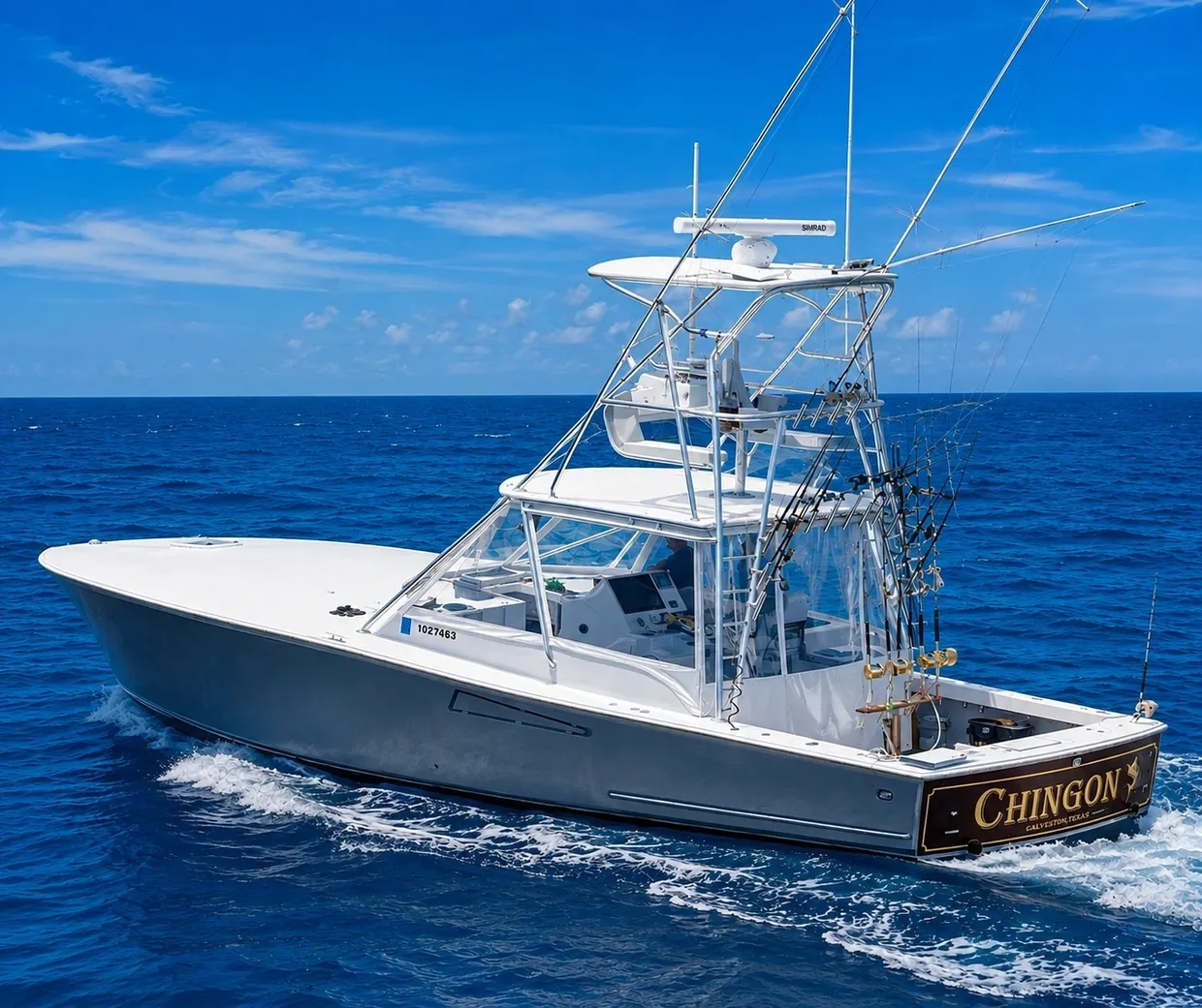 Chingón sportfishing yacht underway in the Gulf